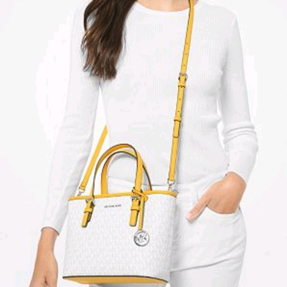 Michael Kors Jet Set Travel Top-Zip Tote Bag - Picture 2 of 4